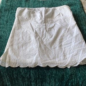 Strapless eyelet Top